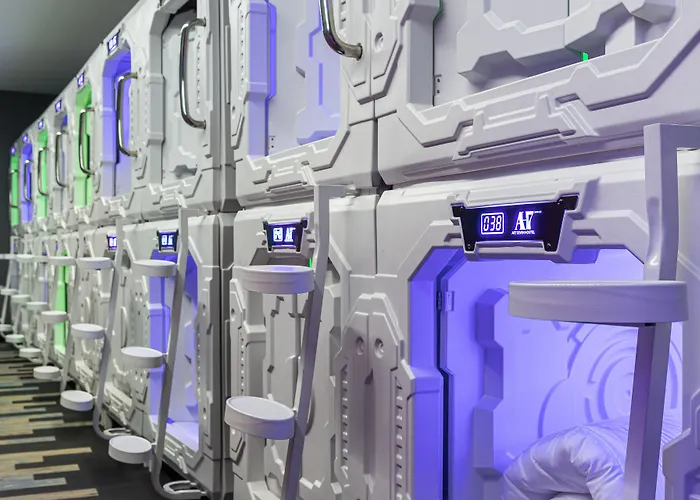 Art Seven Hostel Capsules